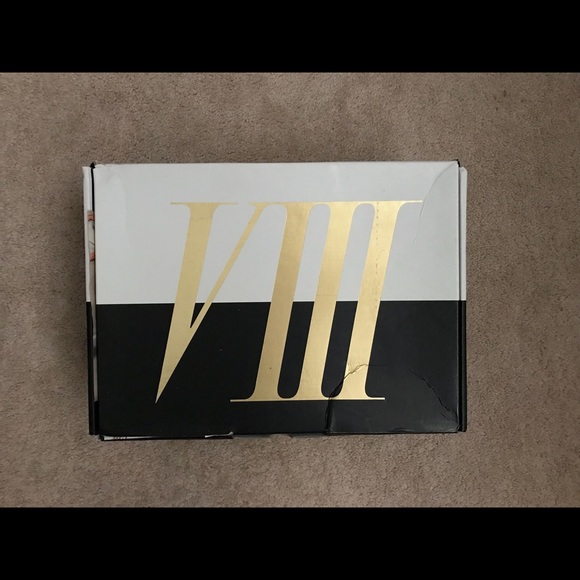 Jordan 8 championship size 11 brand new - Picture 5 of 5